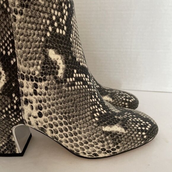 Essex Lane Gabriella Leather Snake-Skin Ankle Boots Booties Womens Size 6 - Picture 4 of 16